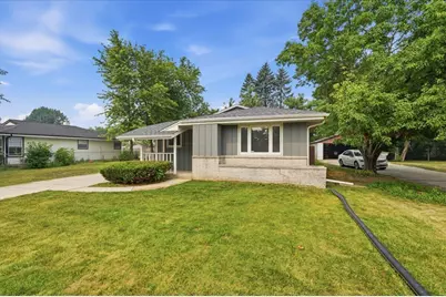 5847 N 113th St, Milwaukee, WI 53225 - Photo 2