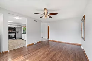 5847 N 113th St, Milwaukee, WI 53225 - Photo 6