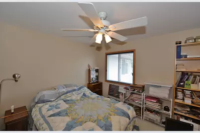 1117 N Sunnyslope Dr #202, Racine, WI 53406 - Photo 16