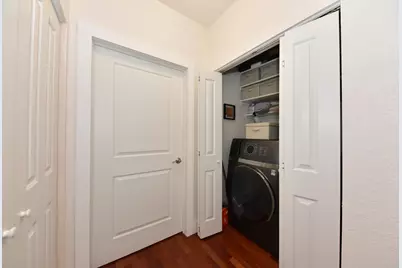 606 W Wisconsin Ave #405, Milwaukee, WI 53203 - Photo 18