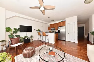 606 W Wisconsin Ave, Milwaukee, WI 53203 - Photo 4