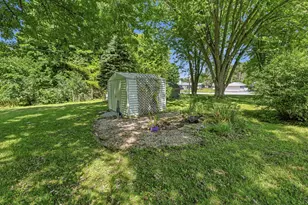 709 Memorial Dr, Kewaskum, WI 53040 - Photo 24