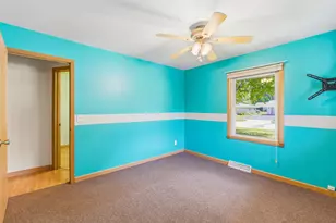 709 Memorial Dr, Kewaskum, WI 53040 - Photo 12