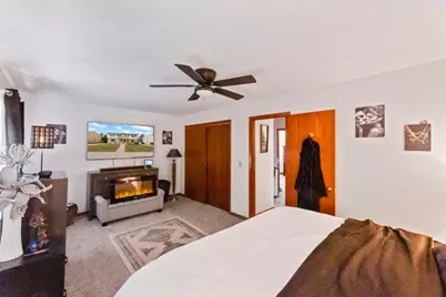 1558  White Rock Ave #1560, Waukesha, WI 53186 - Photo 14
