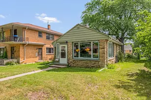 4464 N 67th St, Milwaukee, WI 53218 - Photo 2