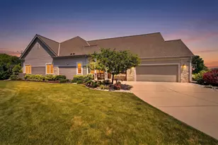 W162N5533 Westwind Dr, Menomonee Falls, WI 53051 - Photo 1