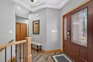 W162N5533 Westwind Dr, Menomonee Falls, WI 53051 - Photo 18