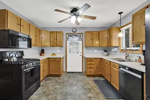 720 Timberline Trail, Hartford, WI 53027 - Photo 12