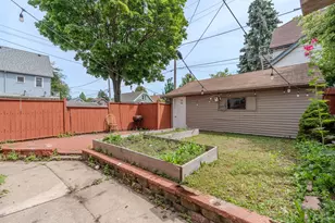 3107 S 12th St, Milwaukee, WI 53215 - Photo 16