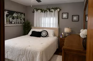 2405 Erie St, Racine, WI 53402 - Photo 16