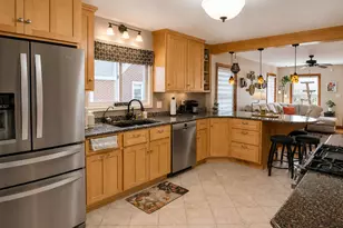 2405 Erie St, Racine, WI 53402 - Photo 14