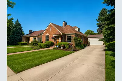 2405  Erie St, Racine, WI 53402 - Photo 2