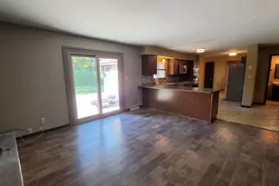 3415 W Cold Spring Rd, Greenfield, WI 53221 - Photo 8