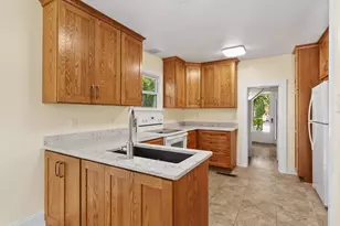 1013 Eastern Ave, Plymouth, WI 53073 - Photo 16