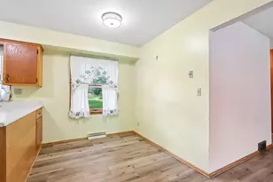 4765 W Willow Rd, Brown Deer, WI 53223 - Photo 12