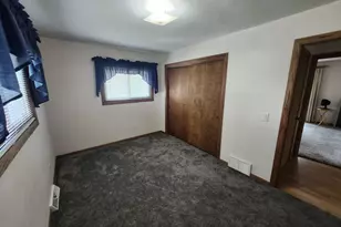 19004 58th Rd, Racine, WI 53182 - Photo 12