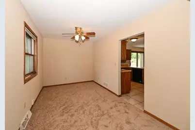 14325 W Lincoln Ave, New Berlin, WI 53151 - Photo 8
