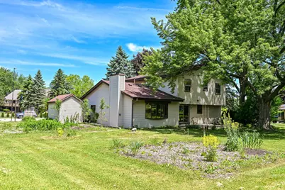 14325 W Lincoln Ave, New Berlin, WI 53151 - Photo 34
