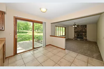 14325 W Lincoln Ave, New Berlin, WI 53151 - Photo 18