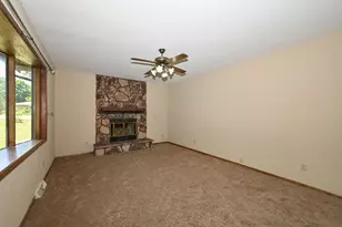 14325 W Lincoln Ave, New Berlin, WI 53151 - Photo 20