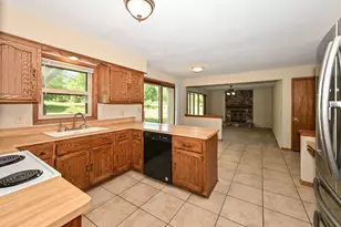 14325 W Lincoln Ave, New Berlin, WI 53151 - Photo 10