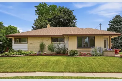 5782 S New York Ave, Cudahy, WI 53110 - Photo 1