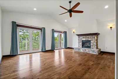 1312  Sunset Ct, La Crosse, WI 54601 - Photo 16