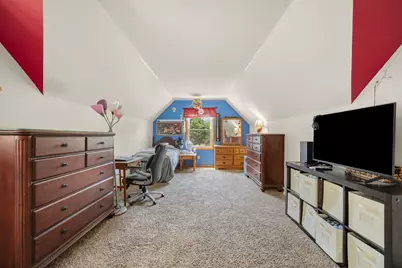 149  Hickory Dr, Delafield, WI 53018 - Photo 24