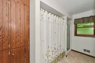 1075 S Silverbrook Dr, West Bend, WI 53095 - Photo 18