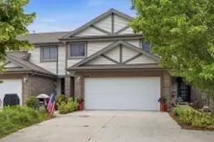 183 Pine Ridge Ct, Mishicot, WI 54228 - Photo 1