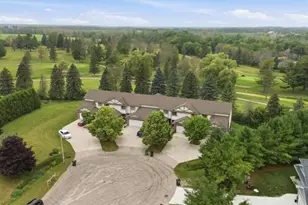 183 Pine Ridge Ct, Mishicot, WI 54228 - Photo 32
