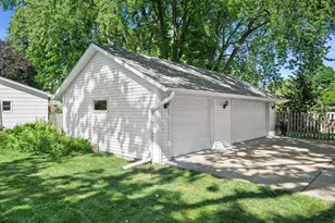 319 E Lake St, Lake Mills, WI 53551 - Photo 44