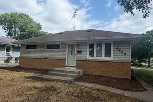 6204 W Thurston Ave, Milwaukee, WI 53218 - Photo 2
