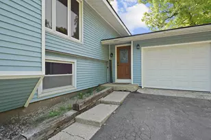 22807 126th St, Salem Lakes, WI 53104 - Photo 36
