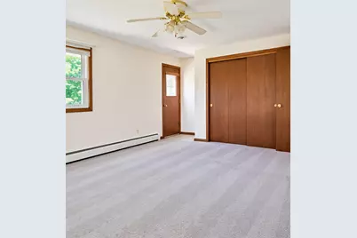 W174N7507  Joanne Dr, Menomonee Falls, WI 53051 - Photo 16