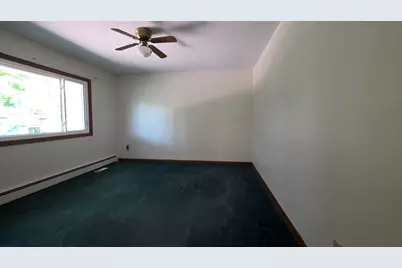 W174N7507  Joanne Dr, Menomonee Falls, WI 53051 - Photo 16