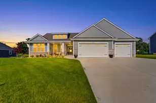 801 Brockway Dr, Mukwonago, WI 53149 - Photo 2