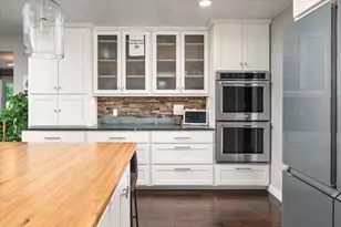 706 Derek Ln, Viroqua, WI 54665 - Photo 8