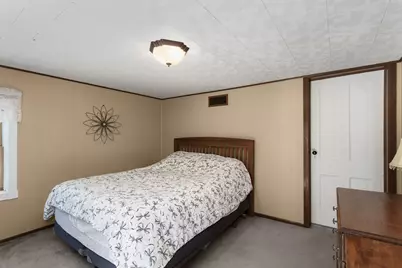 617 N Main St, Mayville, WI 53050 - Photo 32