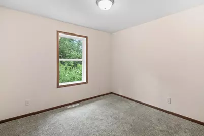 1284 E Bluff Rd, Whitewater, WI 53190 - Photo 14