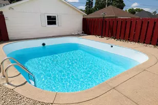 2423 S 60th St, West Allis, WI 53219 - Photo 2
