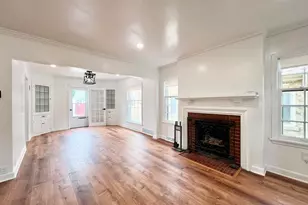 2423 S 60th St, West Allis, WI 53219 - Photo 8