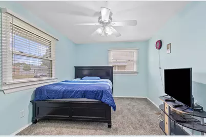 2903  Wedemeyer St, Sheboygan, WI 53081 - Photo 10