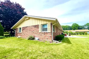 4215 Pennington Ln, Racine, WI 53403 - Photo 32
