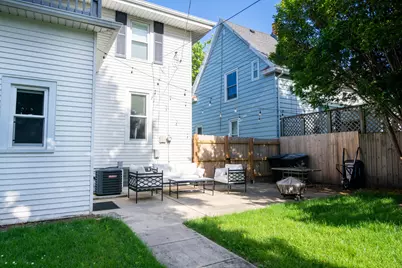 1110  Hayes Ave, Racine, WI 53405 - Photo 8