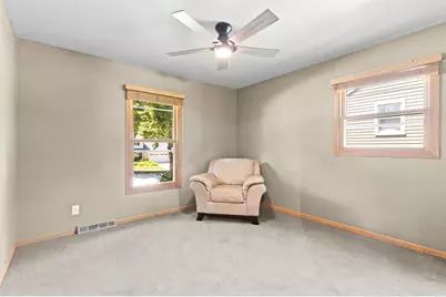 750  Crestwood Dr, Waukesha, WI 53188 - Photo 18