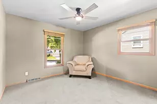 750 Crestwood Dr, Waukesha, WI 53188 - Photo 18