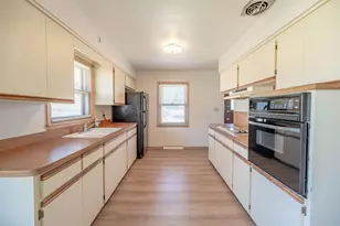 4600 W Grange Ave, Greenfield, WI 53220 - Photo 10
