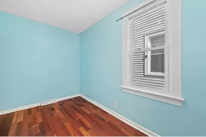 2348 S 16th St, Milwaukee, WI 53215 - Photo 10