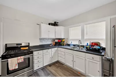 4751 N 34th St, Milwaukee, WI 53209 - Photo 8